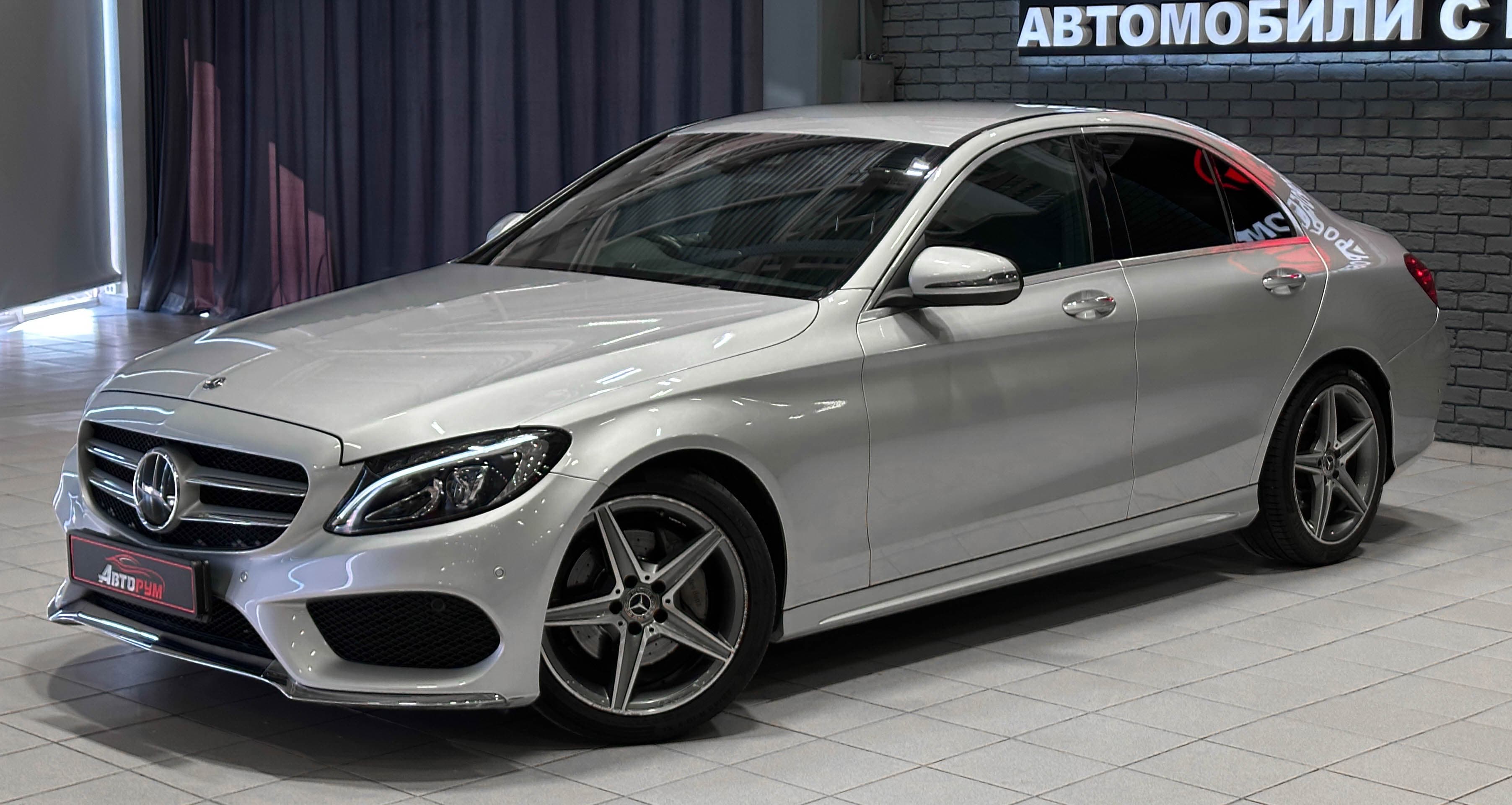 Mercedes-Benz C 180 AMG - 2